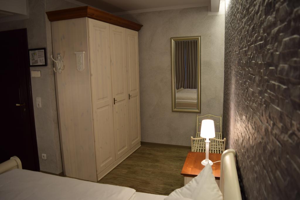 Hotel Arte Vida Ohg Spremberg Extérieur photo